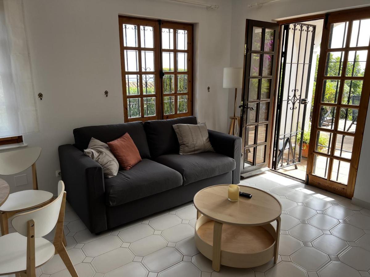 Terraced House In The Mountains With Fantastic View Malaga Exterior photo