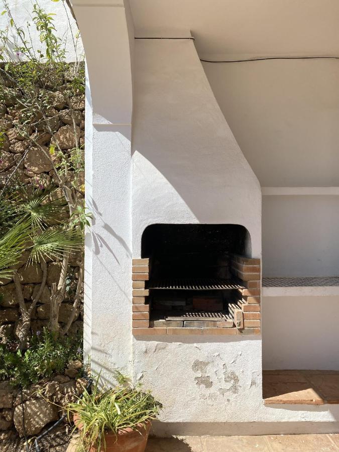 Terraced House In The Mountains With Fantastic View Malaga Exterior photo
